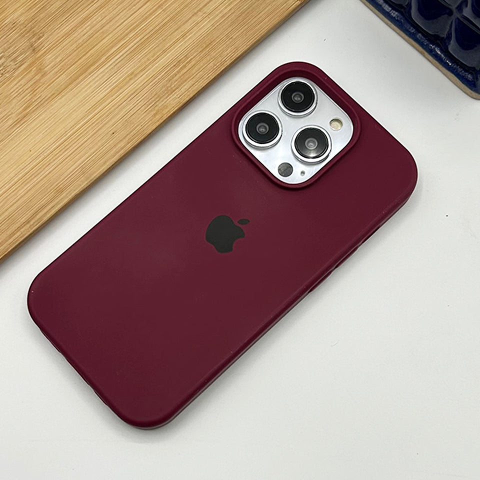 iPhone 15 Series Liquid Silicone Case Cover Marsala