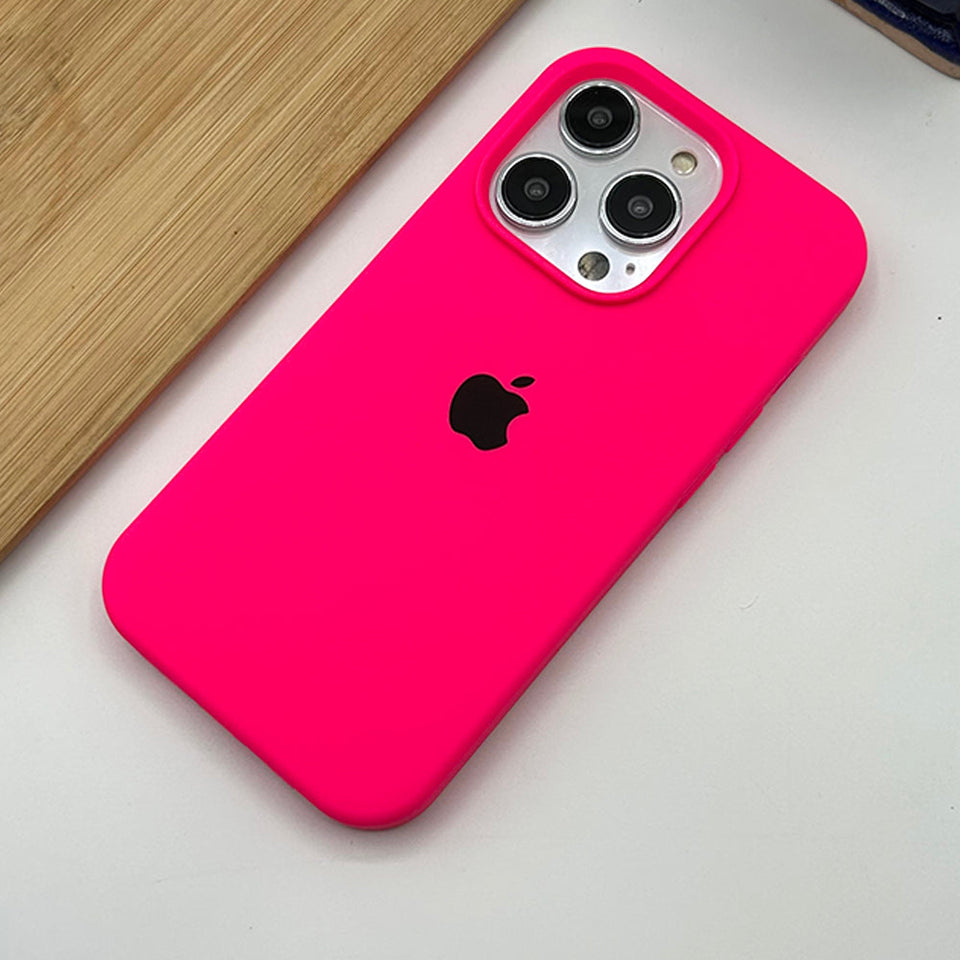 iPhone 15 Series Liquid Silicone Case Cover Hot Pink