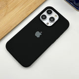 iPhone 15 Series Liquid Silicone Case Cover Jet Black